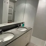 Elegante Corte Con Giardino A 5 Minuti Dal Анджера