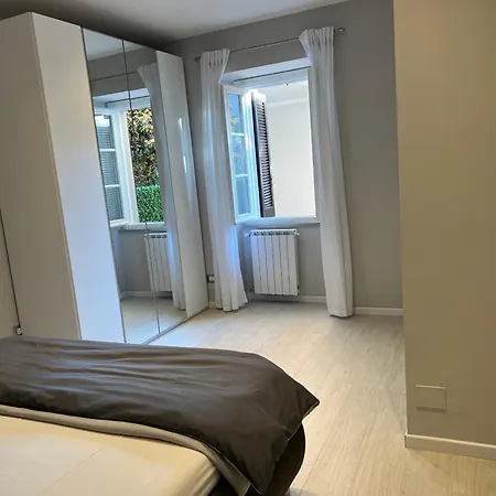 Elegante Corte Con Giardino A 5 Minuti Dal *