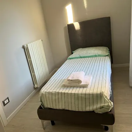 Elegante Corte Con Giardino A 5 Minuti Dal *