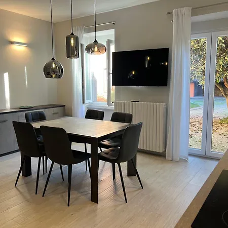 Elegante Corte Con Giardino A 5 Minuti Dal Appartement