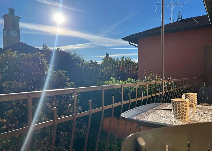 Elegante Corte Con Giardino A 5 Minuti Dal * Анджера